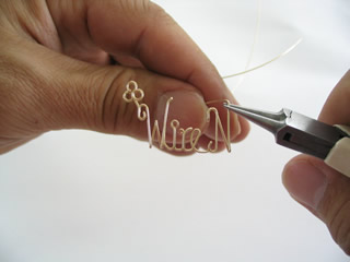 making wire jewelry